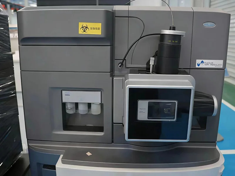 High-resolution tandem mass spectrometer.jpg